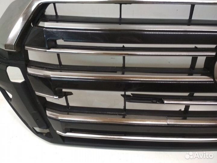 Решетка радиатора Toyota Land Cruiser 200 2015