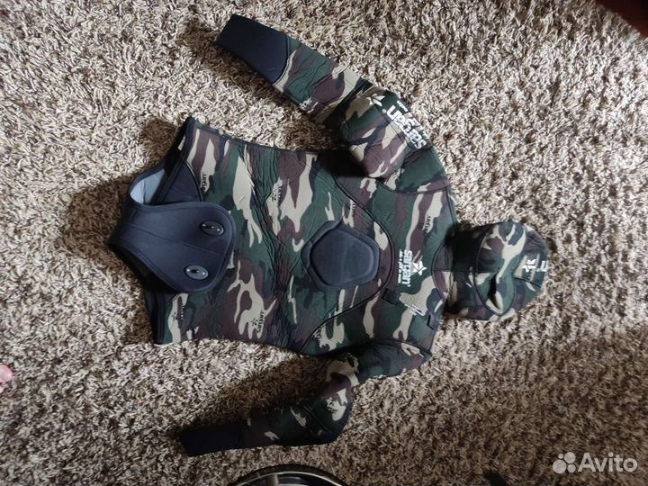 Гидрокостюм для подводной охоты 9мм