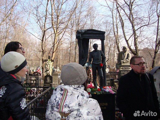 Экскурсия по Ваганьковскому кладбищу