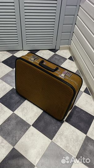 Старый чемодан-сумка из 80х