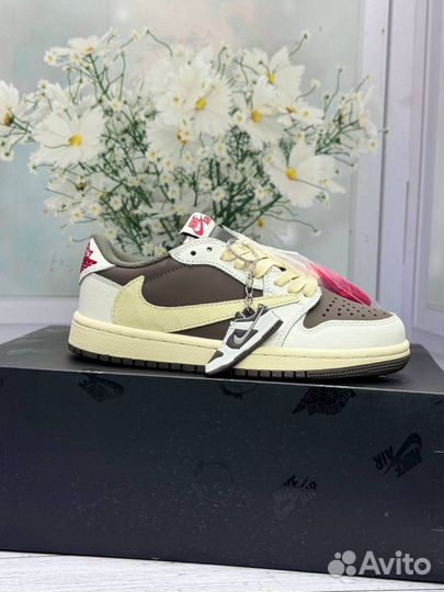 Кроссовки Nike Air Jordan 1 Low Reverse Mocha