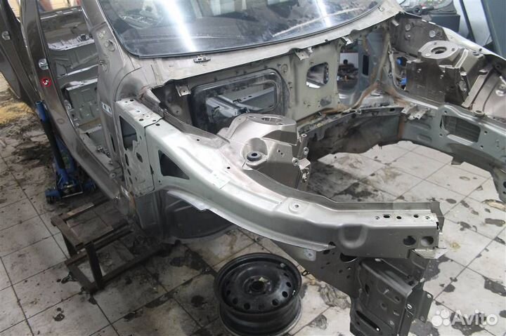 Четверть кузова передняя правая Volvo XC90 2014