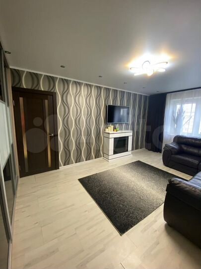 2-к. квартира, 62,2 м², 8/17 эт.