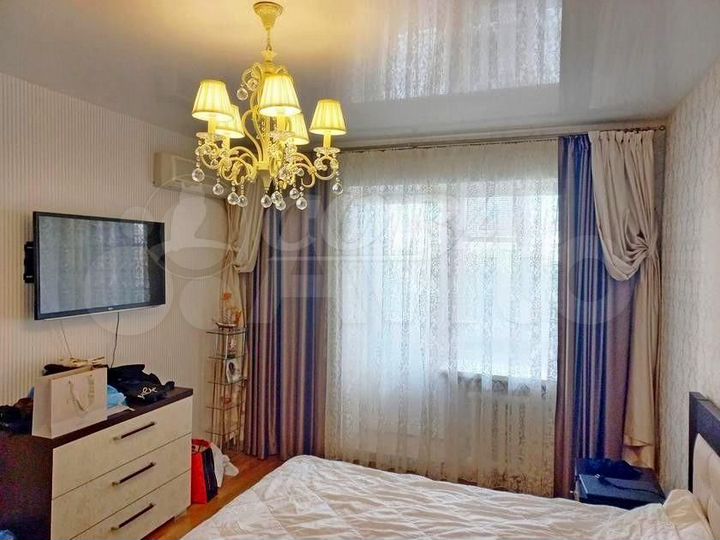 3-к. квартира, 105 м², 3/10 эт.