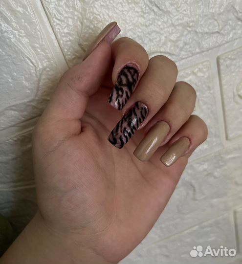 Модель на маникюр бесплатно