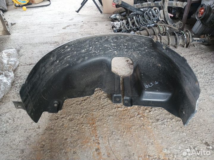Подкрылок задний левый Volkswagen Polo 5 612