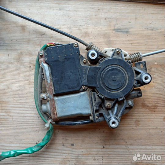 Стеклоподъёмник с моторчиком Galant 8