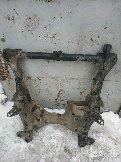 Подрамник Honda cr-v 2011 год 2.4