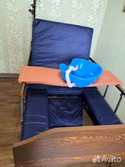 Медицинская кровать