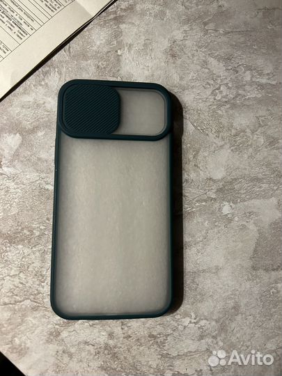 Чехлы на телефон iPhone 12