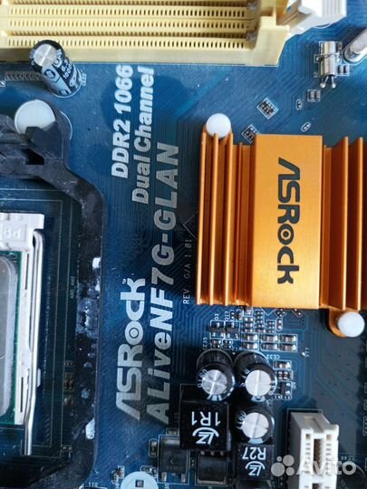 Материнская плата am2-am3