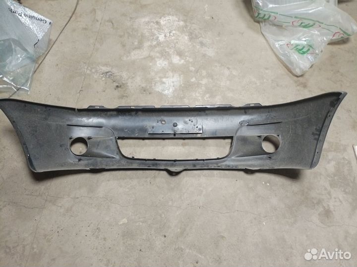 Бампер передний