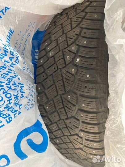Continental IceContact 2 SUV 215/65 R16