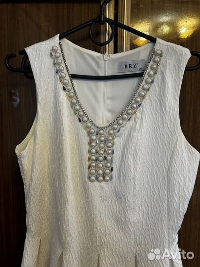 Платье нарядное 40 42