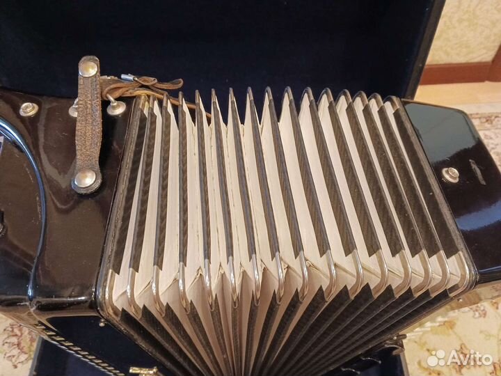 Аккордеон рояль стандарт метеор