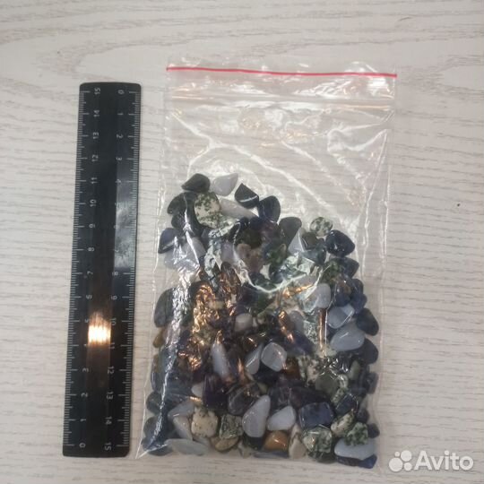 Камни для коллекции или декора