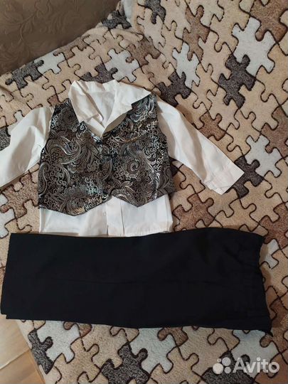 Костюм на мальчика 2-3 года