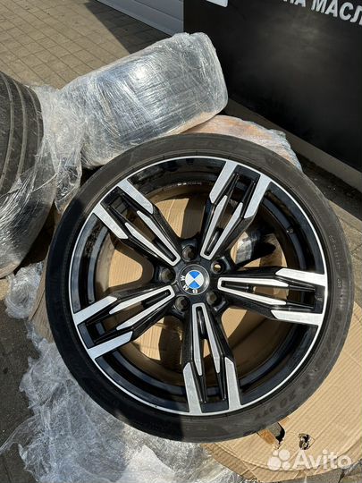 Летний комплект колес на BMW r 20