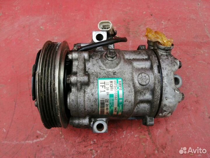 Компрессор кондиционера Opel Corsa C F68 Z14XEP