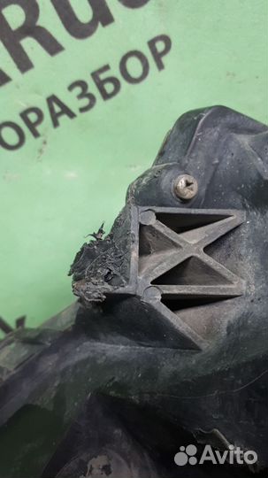 Фара правая Nissan Wingroad