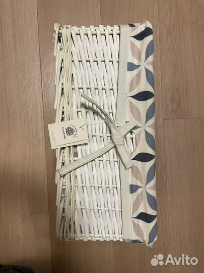 Корзина белая