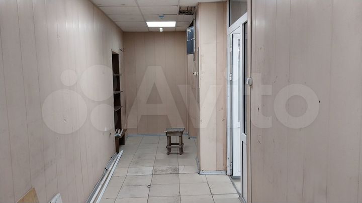 Помещение под магазин, 78.5 м²