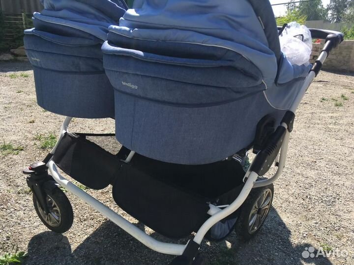 Коляска для двойни