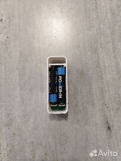 Датчик температуры и влажности Tuya Bluetooth Hub