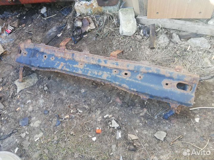 Усилитель бампера заднего Киа Рио 1