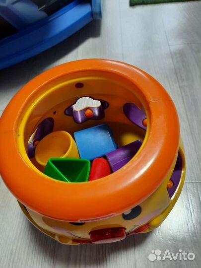 Развивающие игрушки