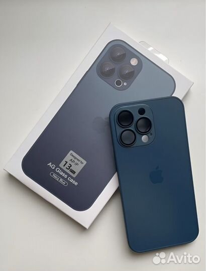 Чехол на iPhone