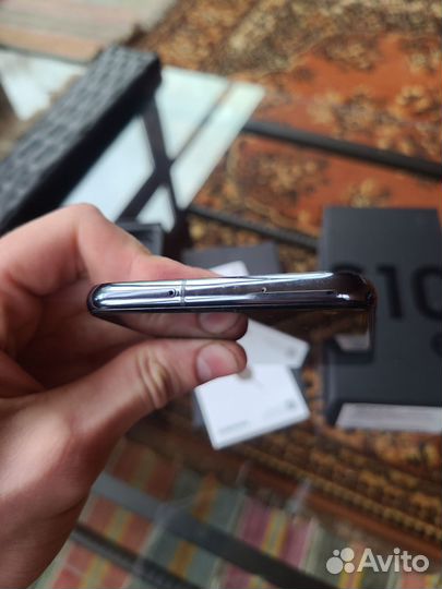Samsung Galaxy S10e (Snapdragon 855), 6/128 ГБ