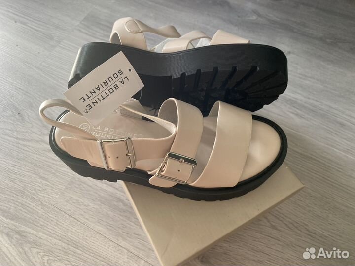 Босоножки La Bottine Souriante