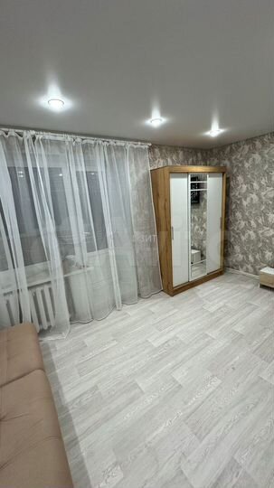 2-к. квартира, 43 м², 7/9 эт.