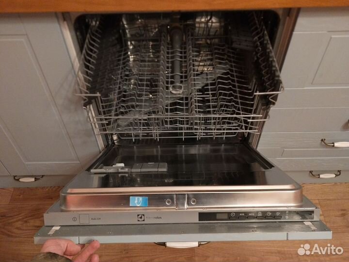 Посудомоечная машина electrolux esl6350lo
