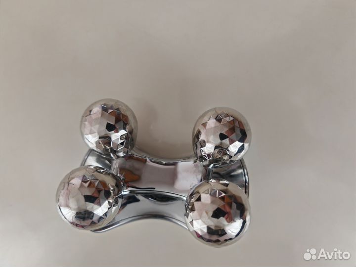 Массажёр лифт. для тела ReFa