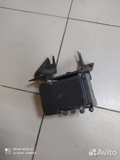 Блок ABS (насос) для Nissan Almera III (G15)