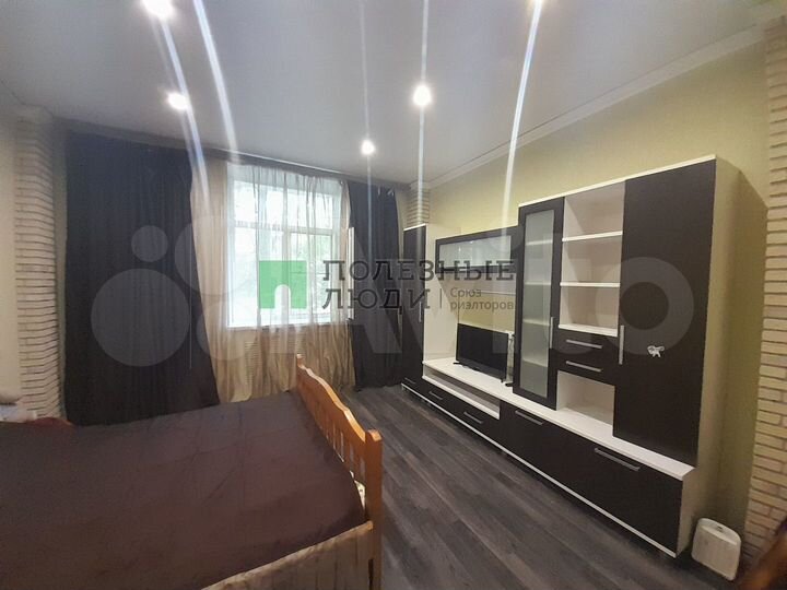 3-к. квартира, 73,3 м², 1/2 эт.