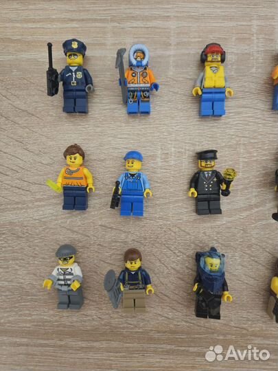 Lego City 15 фигурок с аксессуарами