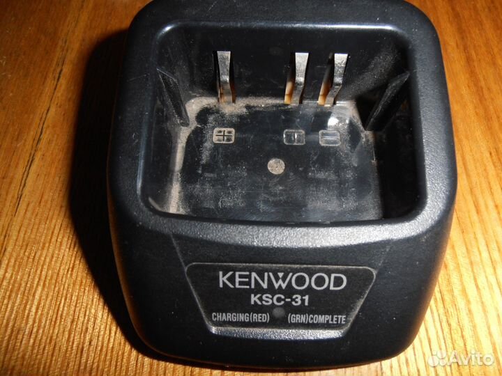 Зарядное устройство