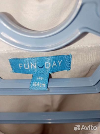 Рубашки для девочки (две шт.)