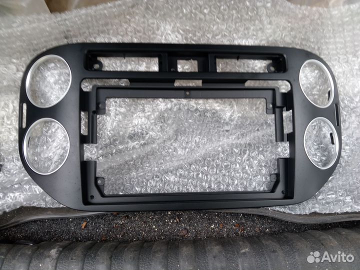 Рамка под магнитолу 9 дюймов 2din