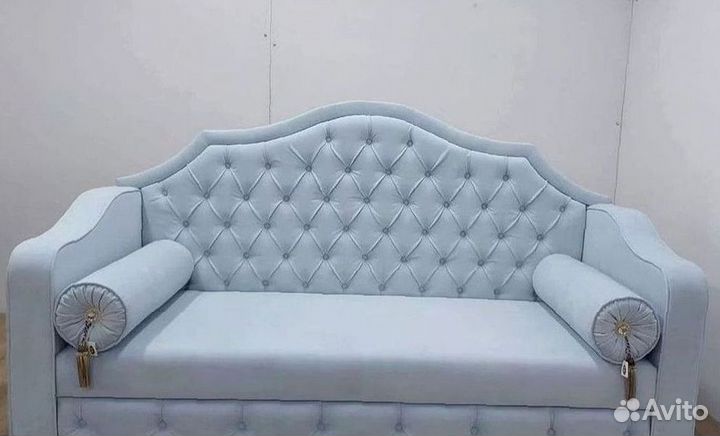 Кровать диван детская мягкая