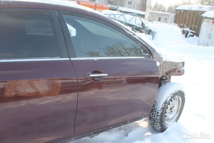 Geely Emgrand ec7 дверь передняя правая