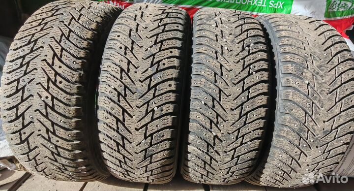 Nokian Tyres Hakkapeliitta 8 195/60 R15 92T