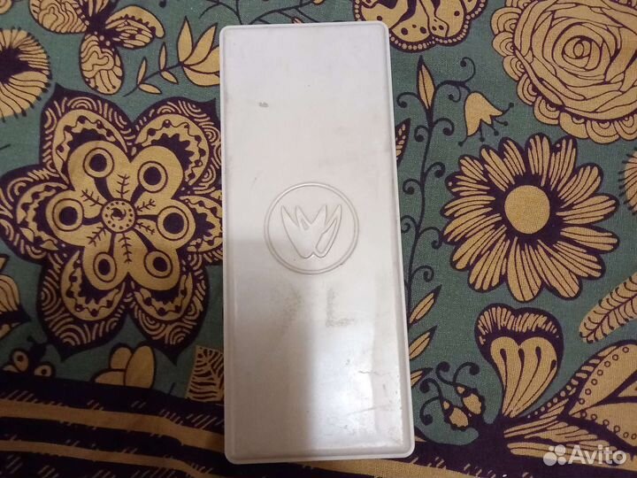 Пластиковая коробка