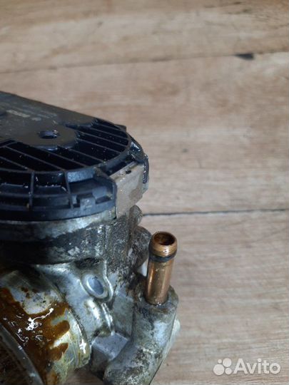 Дроссельная заслонка Opel Corsa C хетчбэк 5дв