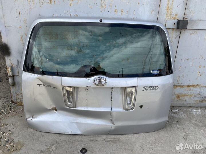 Дверь пятая на тойота саксид