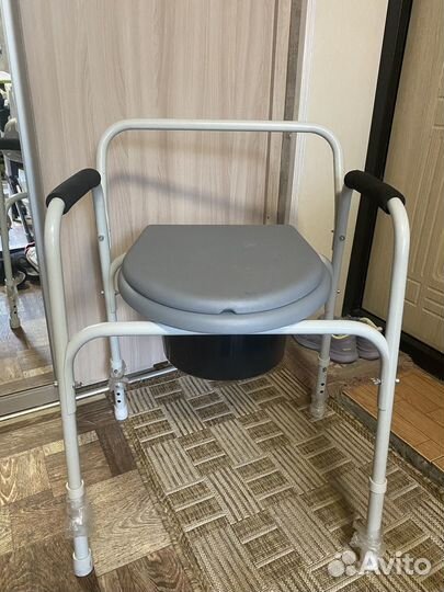 Санитарный стул
