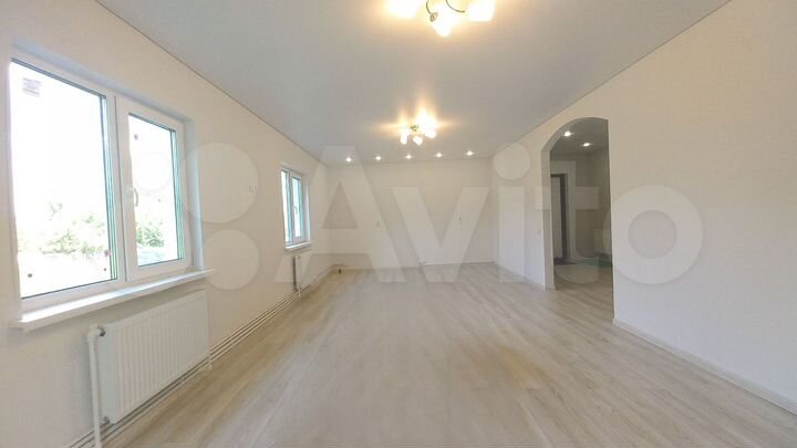 Дом 135 м² на участке 8 сот.